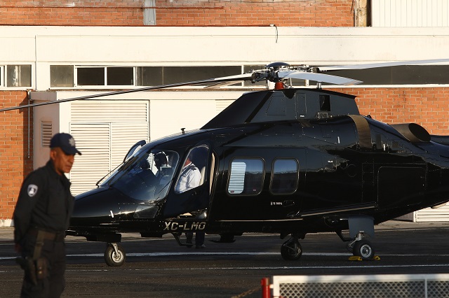 Barbosa venderá helicópteros de RMV por alto costo en mantenimiento
