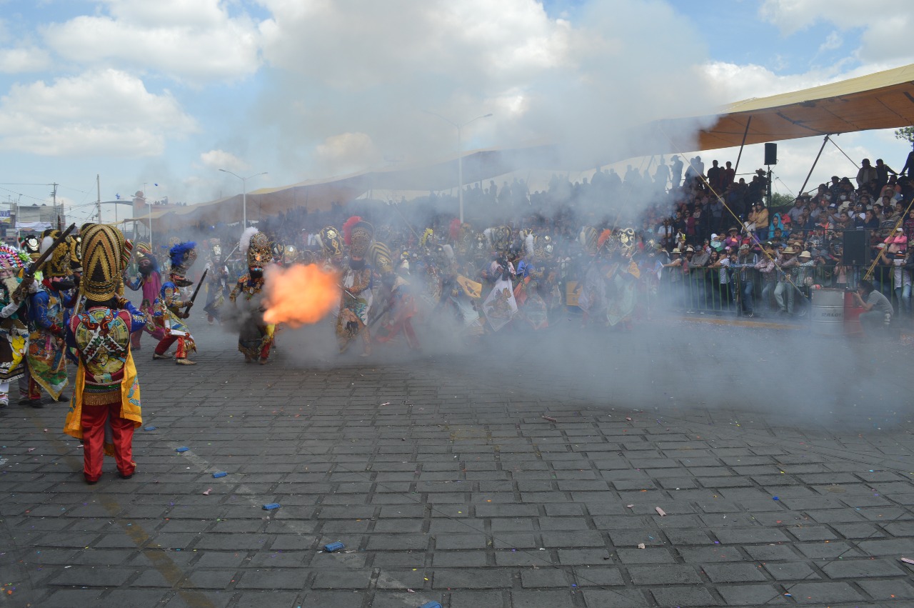 Trifulca en carnaval en Coronango deja varios heridos