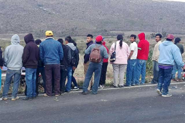 Un muerto y 6 heridos deja volcadura de autobús en Cañada Morelos