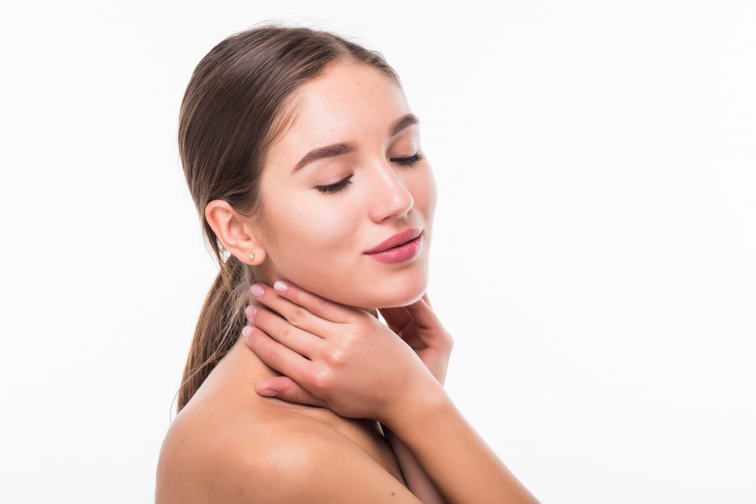 Cuidados para la piel sensible: consejos de dermatología