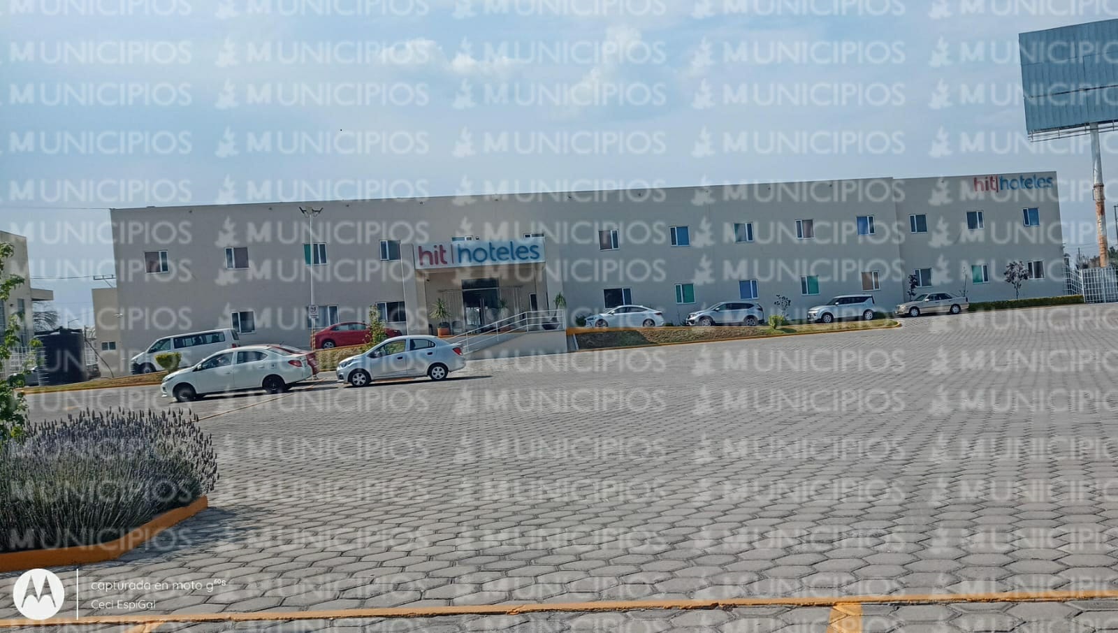 VIDEO Ubican presunta droga en hotel cercano al aeropuerto de Huejotzingo