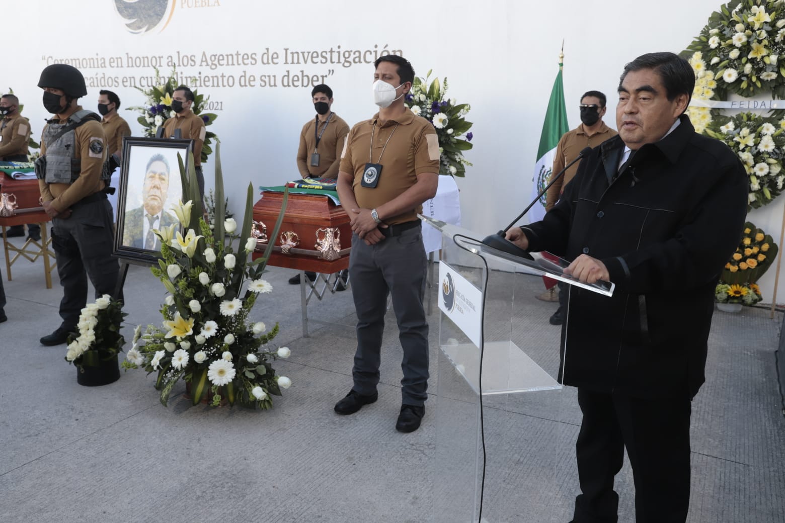 Realizan homenaje luctuoso a ministeriales muertos en Tecamachalco