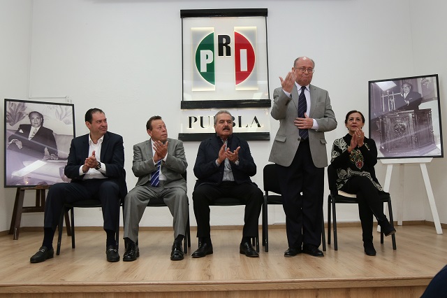 Homenajean a Gilberto Bosques, poblano que salvó vidas en II Guerra Mundial