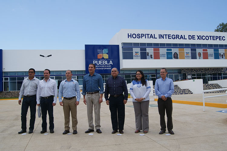 Inaugura gobierno del estado el Hospital Integral de Xicotepec