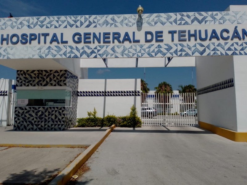 Al 100 por ciento hospitales Covid en Tehuacán, preparan ampliación