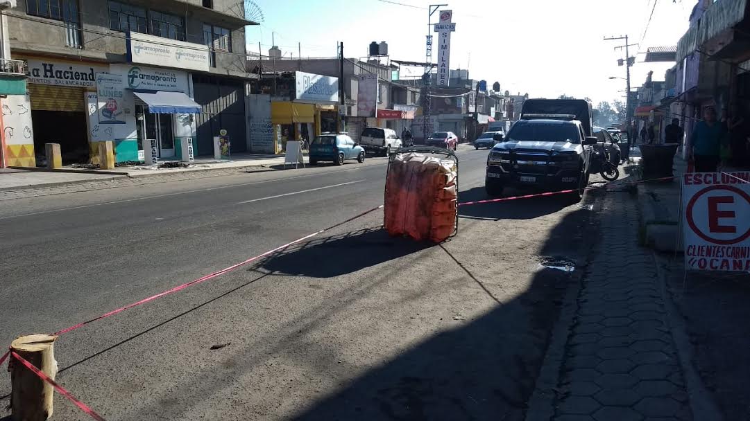 Hasta el huachicol se les cae en persecución en El Verde