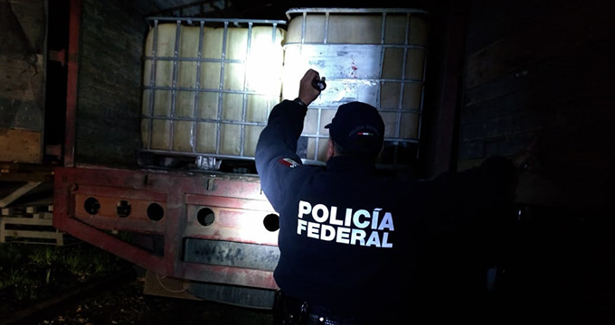 Confiscan vehículos de huachicoleros en Ahuazotepec