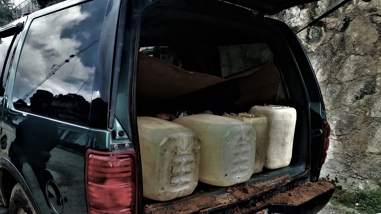 Con 424 litros de aparente huachicol cae Modesto en camino a Cuapiaxtla