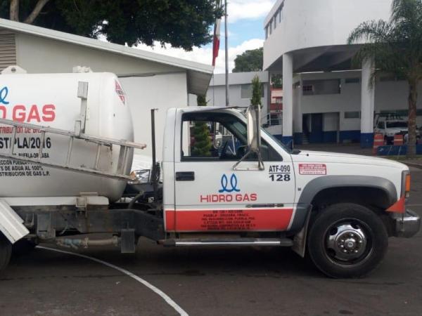 Caen huachigaseros en Puebla capital con mil 400 litros de combustible