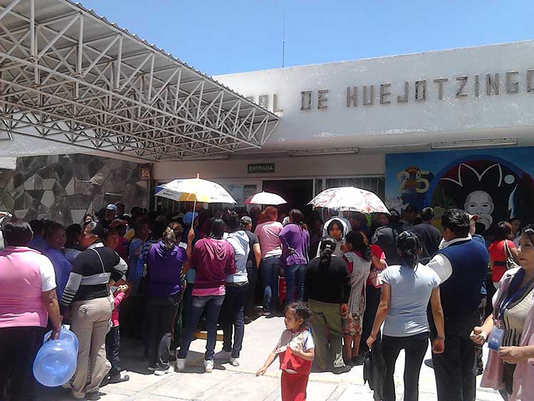 Protestan en Huejotzingo por falta de servicios médicos