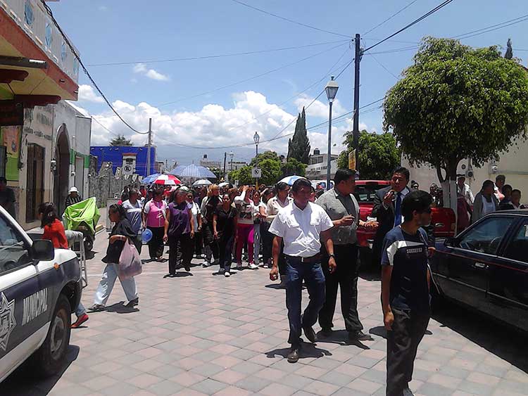 Protestan en Huejotzingo por falta de servicios médicos