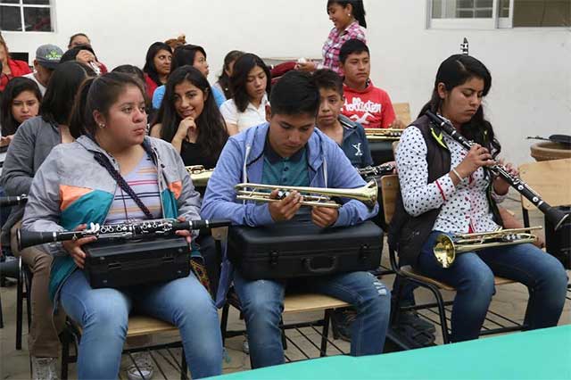 Invierte Huejotzingo más de 188 mil pesos en cultura y educación