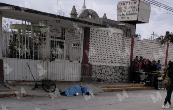 Lo dejan sin vida afuera de un panteón en Huejotzingo