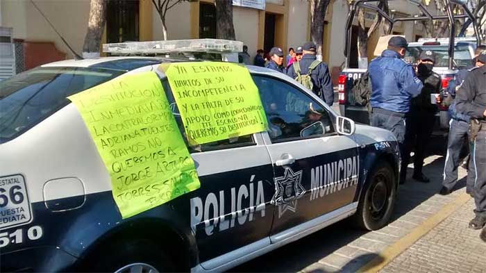 Cesan a coordinador de policía tras protesta en Tehuacán 