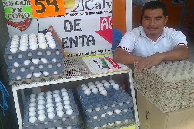 Dejan de exportar huevo producido en Tehuacán a Estados Unidos