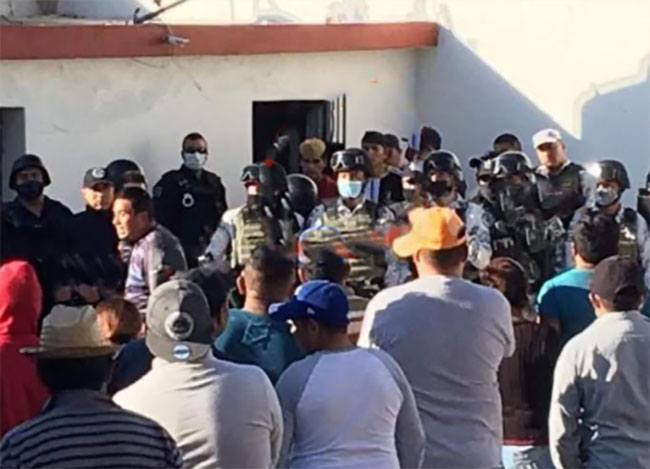 Guardia Nacional rescata a ladrones de ser linchados en Hueyotlipan