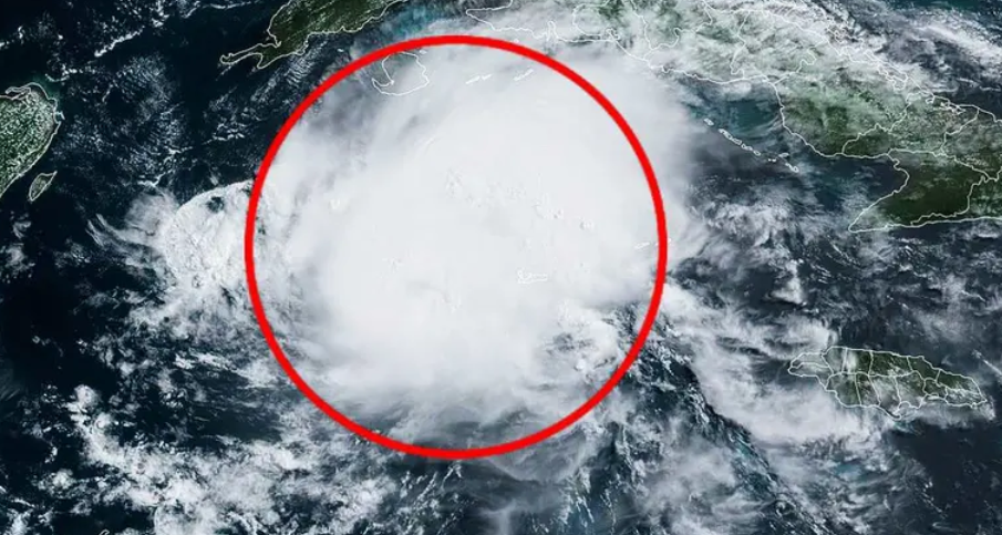 El huracán Beryl impactará costas mexicanas la madrugada de este viernes