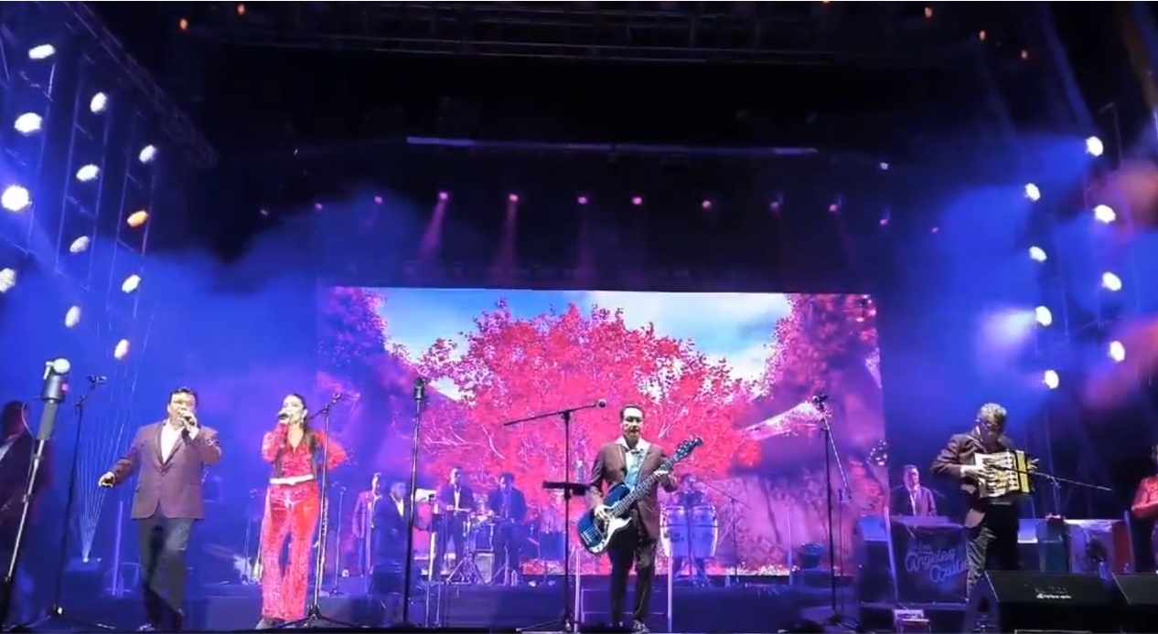 VIDEO Los Ángeles Azules pusieron a bailar a los poblanos en la IBERO