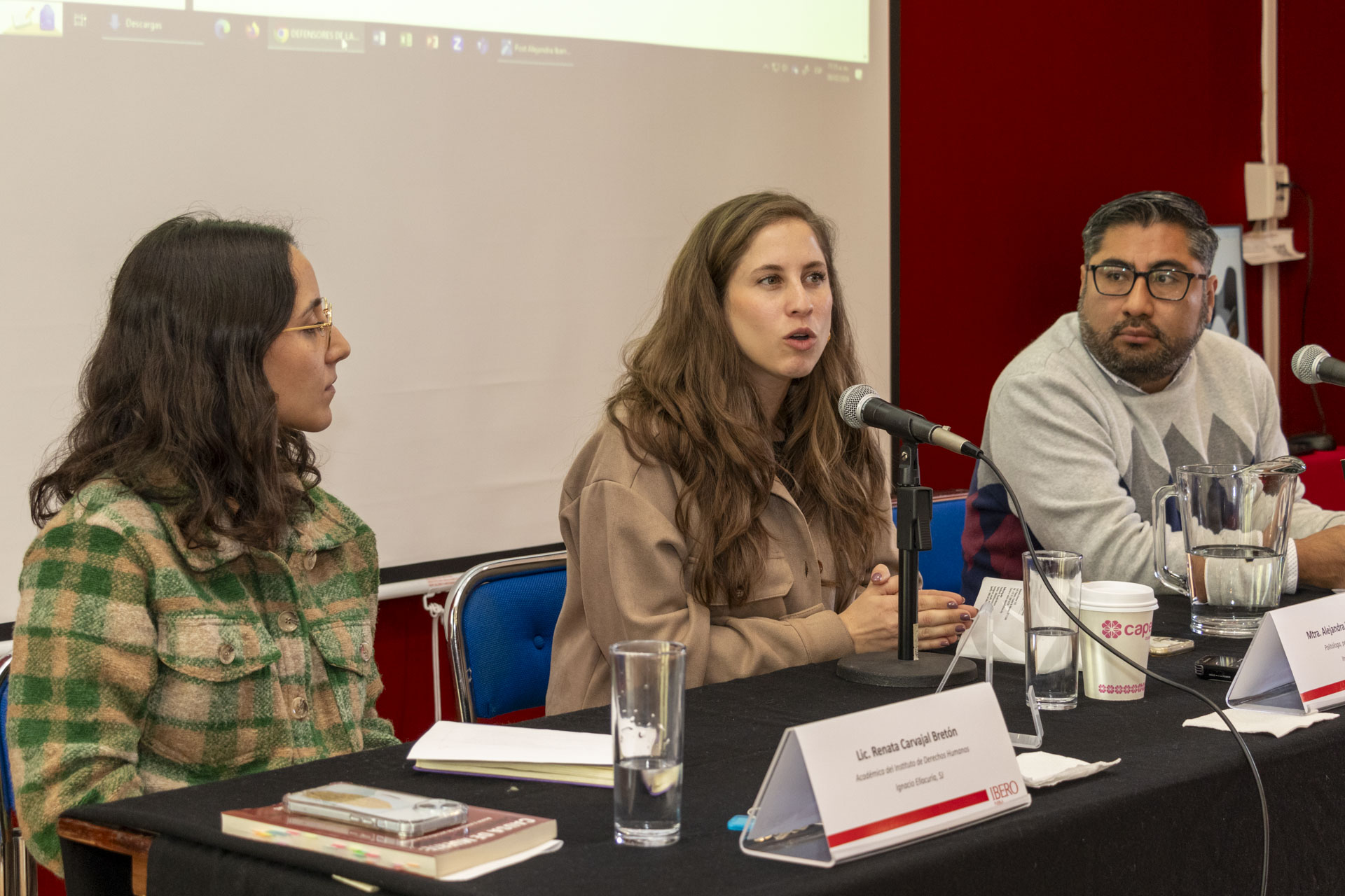 Alejandra Ibarra denuncia al poder que mata a la verdad en su nuevo libro