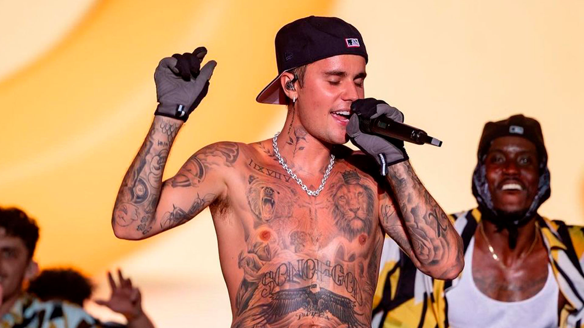 Bieber cancela sus conciertos en Latinoamérica debido a problemas de salud
