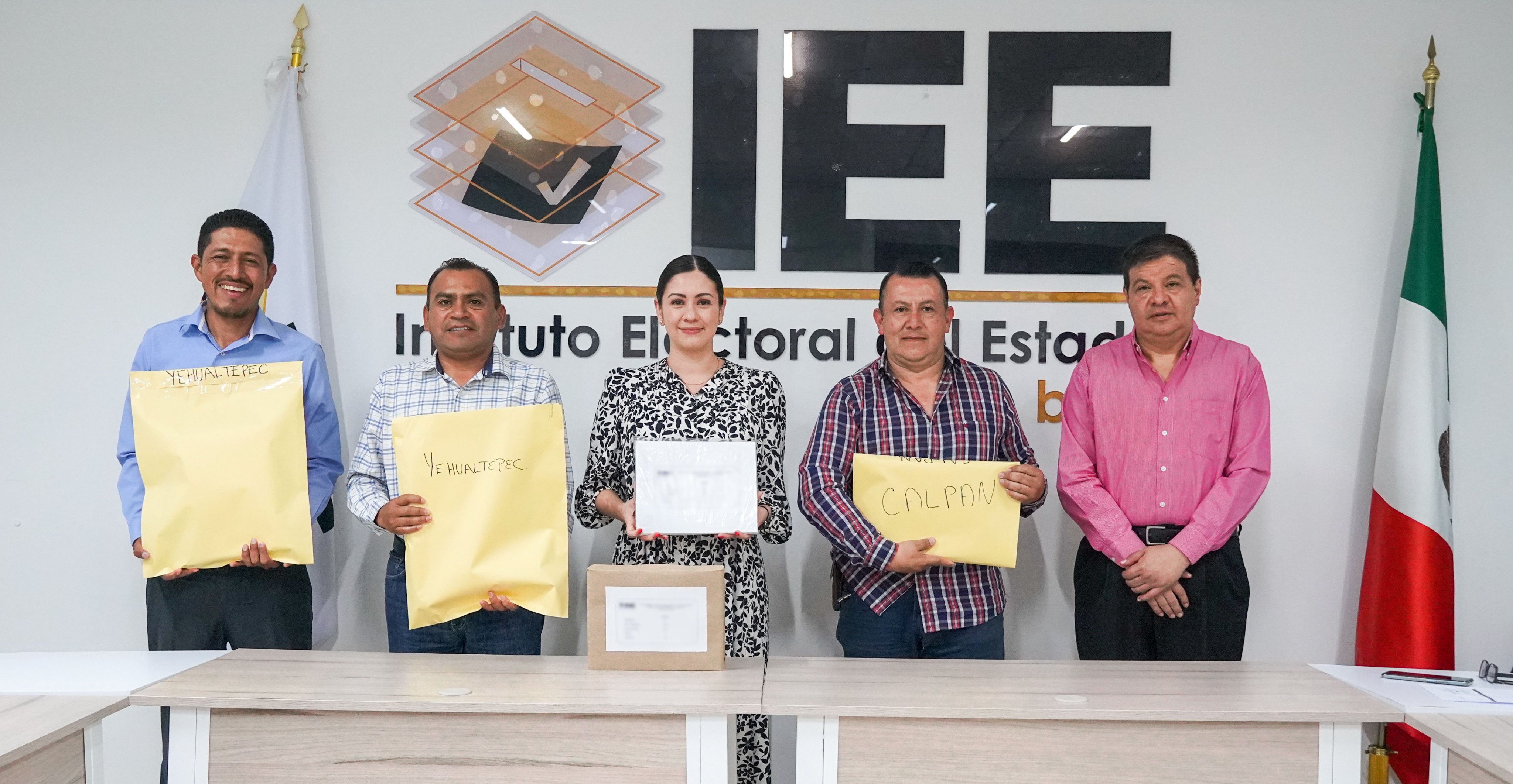 Entregan IEE Listados Nominales a candidaturas independientes de cinco municipios