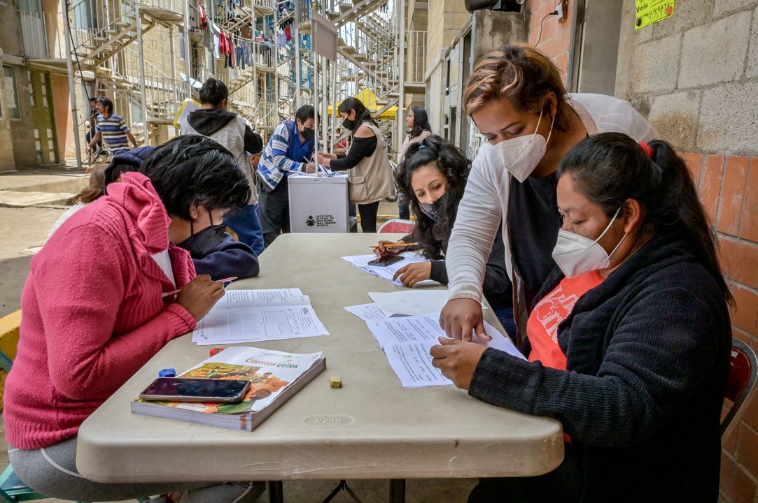 Aplicará IEEA exámenes para que poblanos concluyan primaria o secundaria