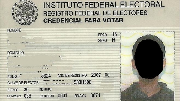 Centroamericanos falsifican documentos para obtener su IFE