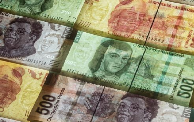 El peso mexicano recupera terreno