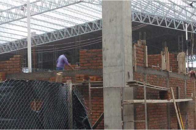 Pide Igavim suspensión de obra en mercado de Tehuacán por irregularidades