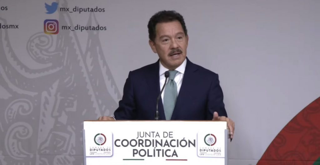 No me titulé porque era un fraude, soy autodidacta: confiesa Ignacio Mier