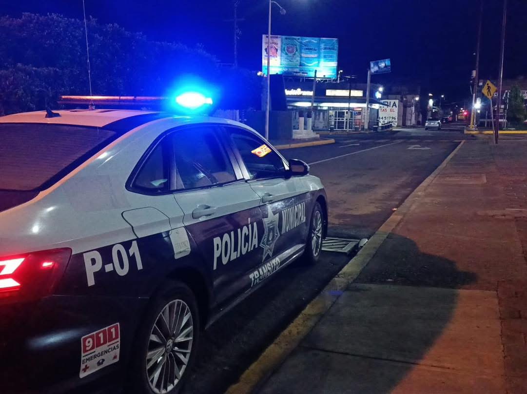 Taxistas de Atlixco frustran asalto de dos mujeres
