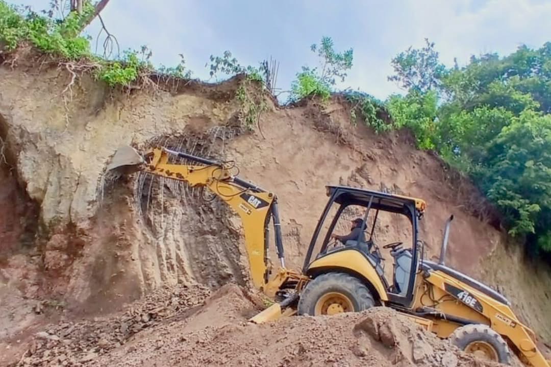 Lluvias provocan derrumbes en San Antonio Alpanocan, Tochimilco