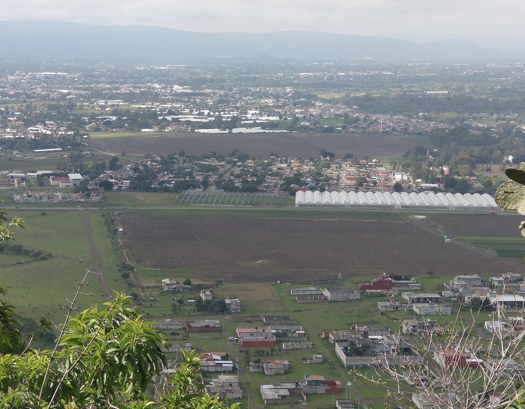 Lanzan piedras para asaltar en límites de Atlixco y Morelos