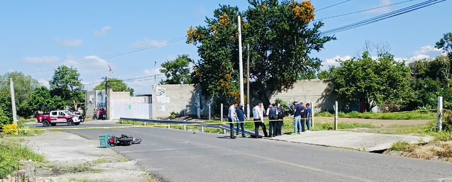 Muere motociclista en Huaquechula tras estrellarse contra muro