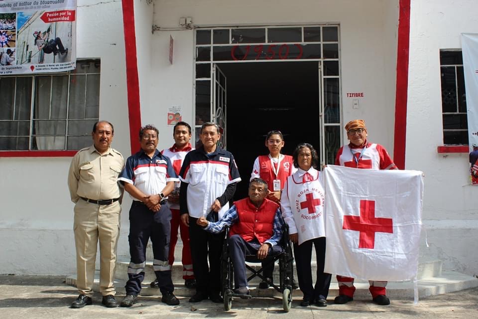 Cruz Roja de Atlixco homenajea y a veteranos de su delegación 