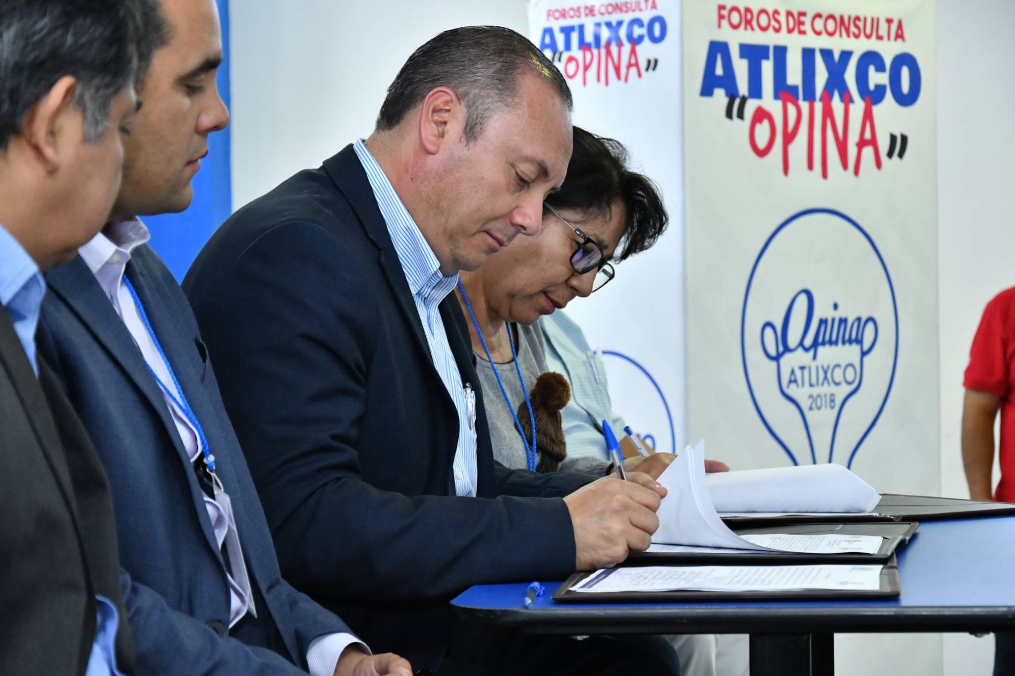 No hay elementos para destituirme como alcalde: Velázquez