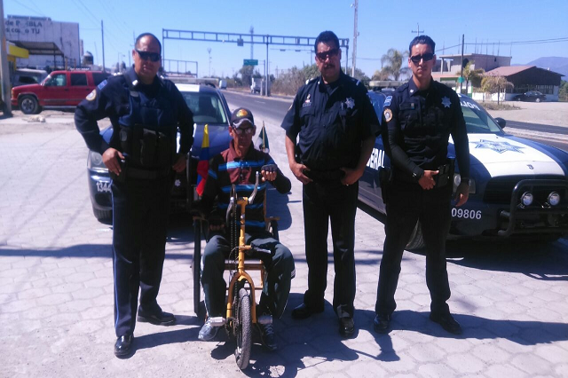 Escolta Policía Federal a atleta paralímpico en su paso por Puebla