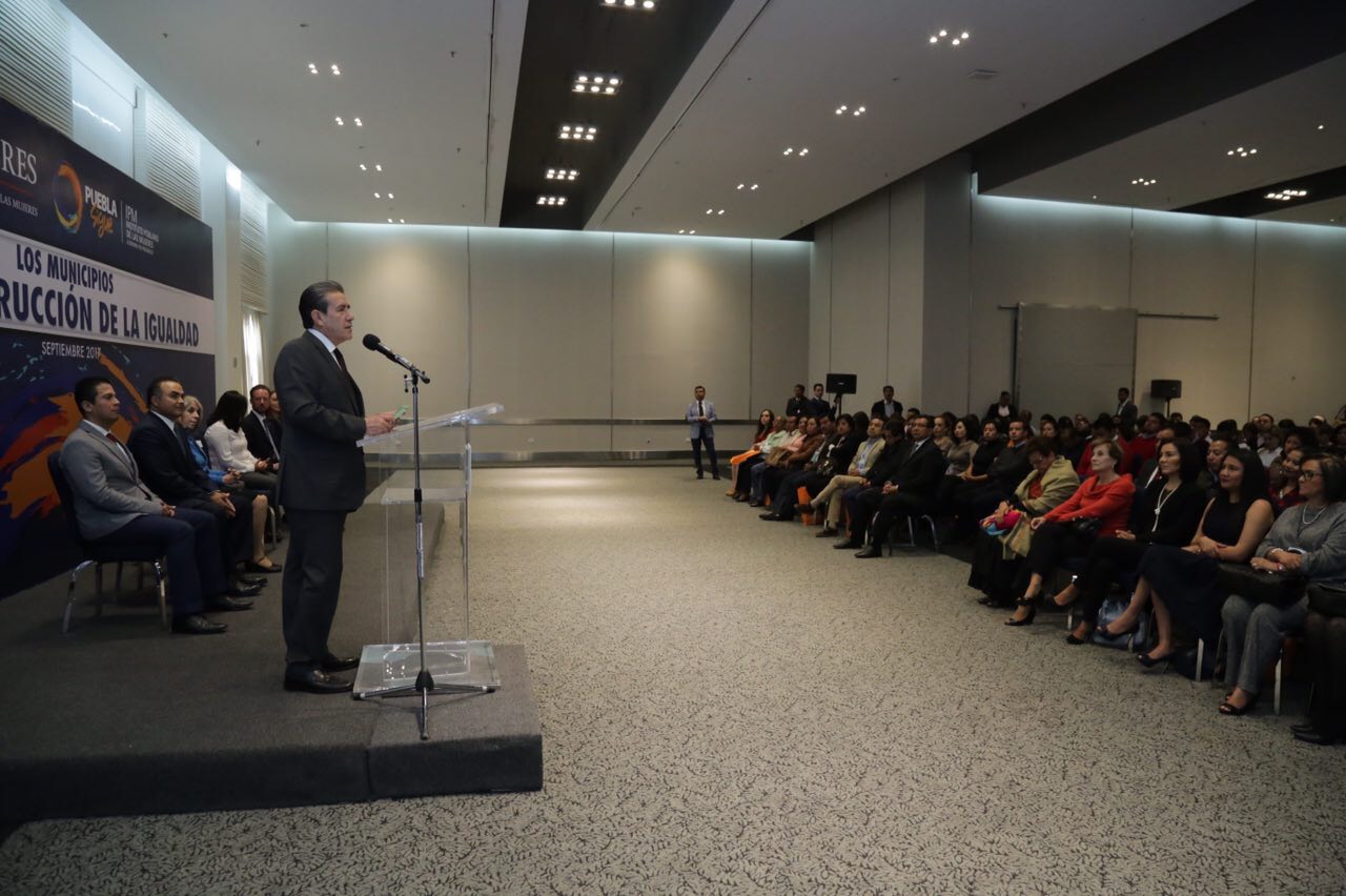 Impulsa gobierno estatal  igualdad de género en los municipios