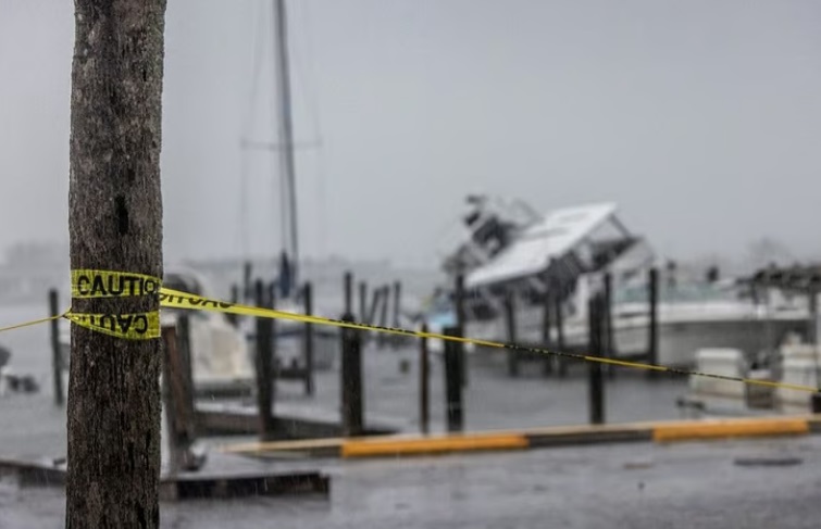 Huracán Milton deja al menos 4 muertos en su paso por Florida