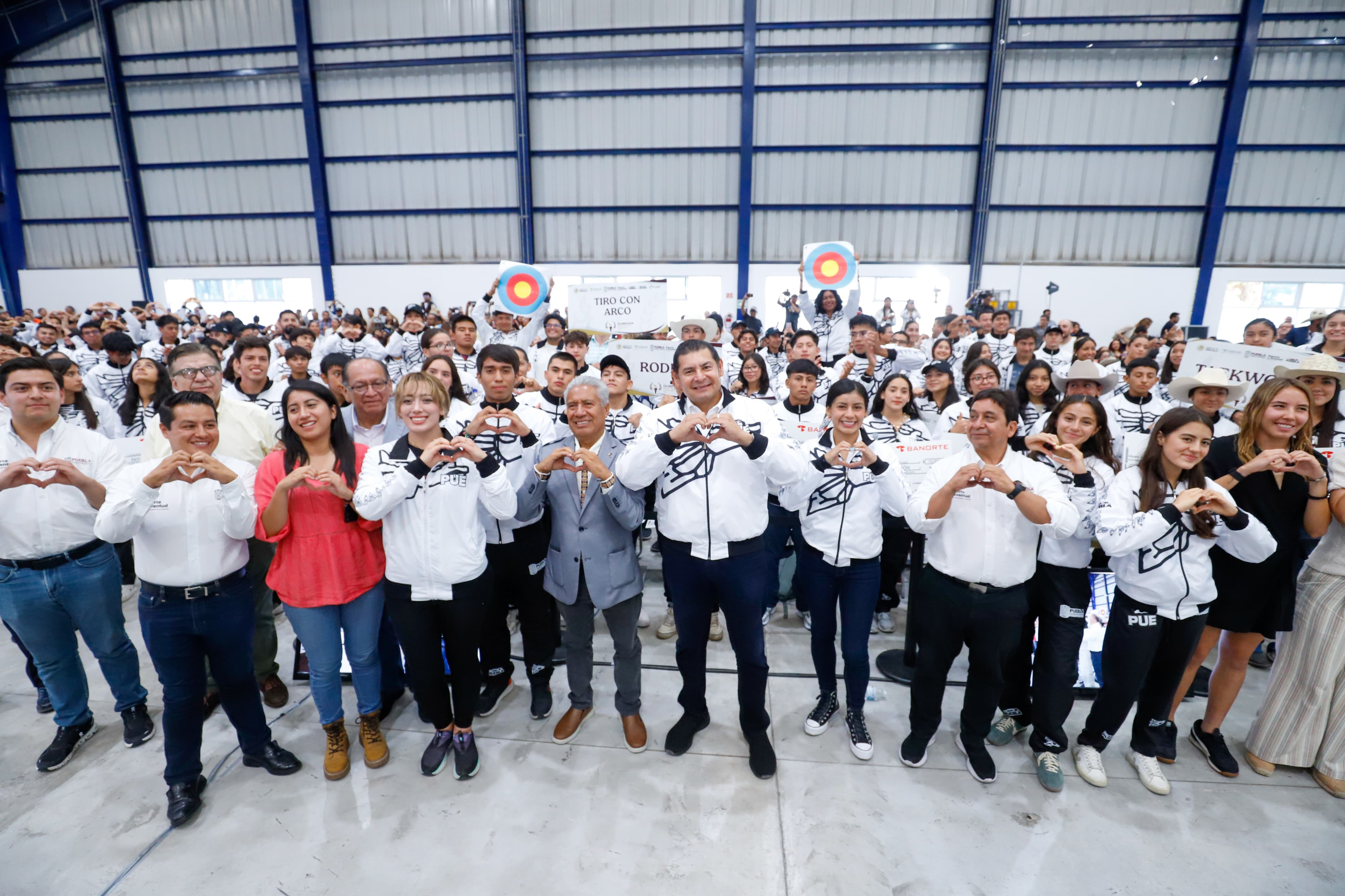 El deporte en Puebla es política de Estado, no un programa de gobierno: Armenta