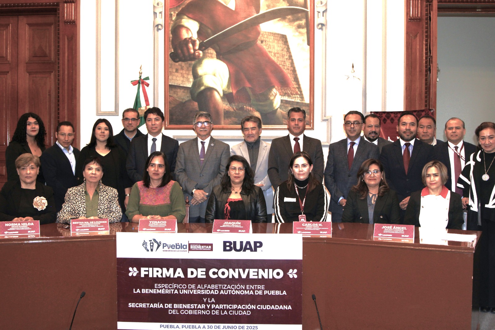 Firman Gobierno de la Ciudad y BUAP convenio para alfabetizar a poblanos