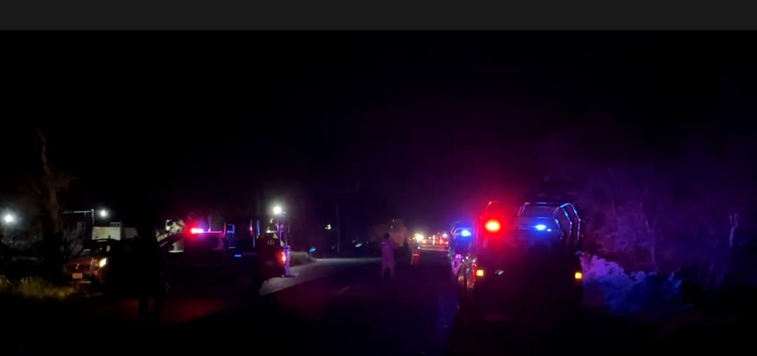 Motociclista muere tras chocar con camioneta en Ajalpan