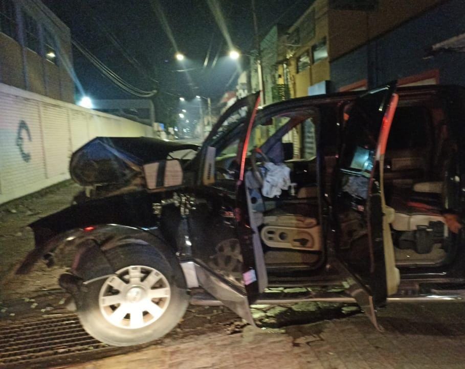 Chocan y se deshacen camionetas en San Pedro Cholula