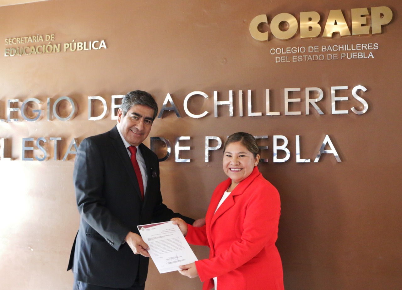 Designa gobernador a la directora general del COBAEP