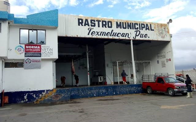 Mataderos clandestinos afectan a rastro municipal de Texmelucan