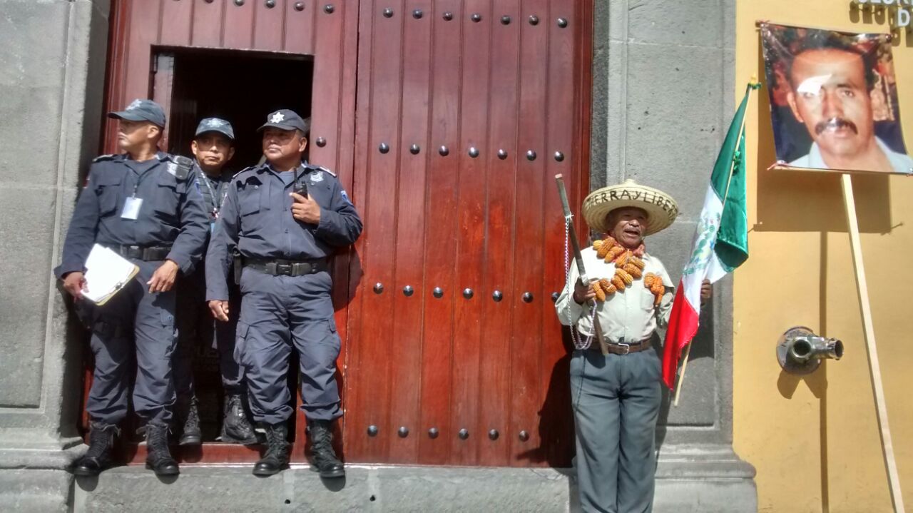Se suma Cholula a marcha contra la represión en Puebla