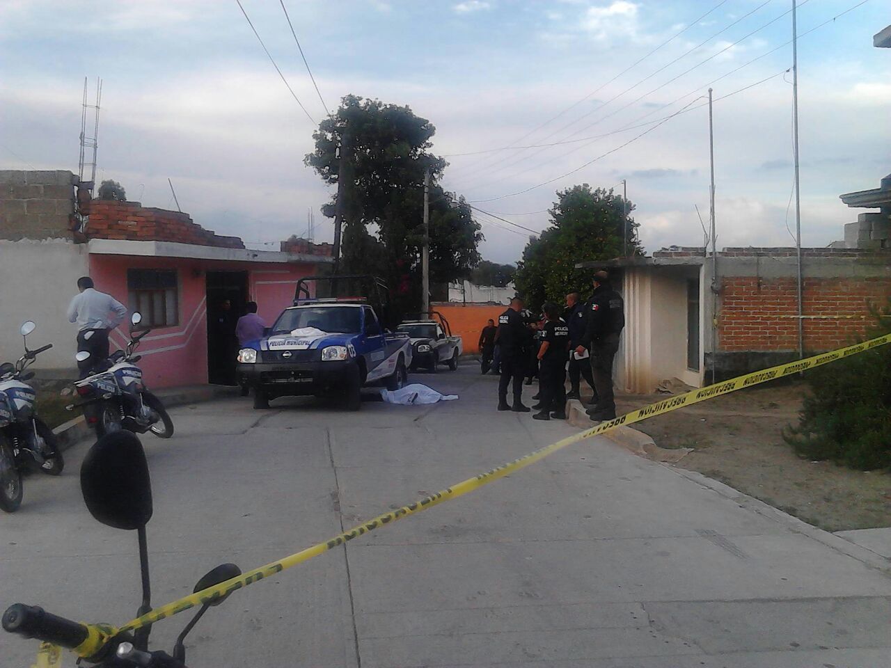 Matan a comandante y hieren a policía en Teotlalcingo