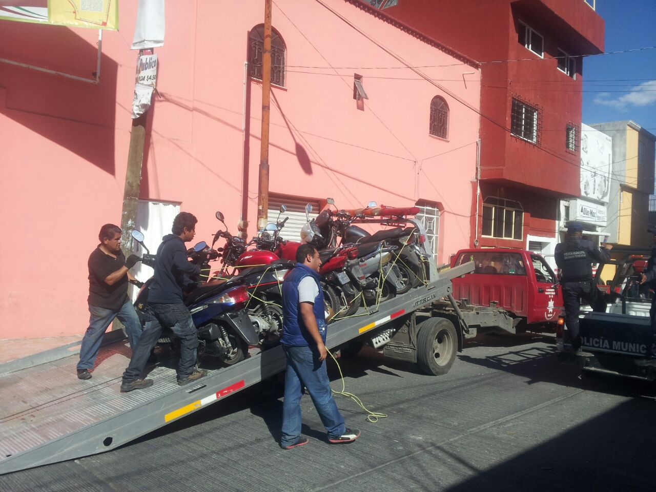 Se quejan de operativos contra motociclistas en Texmelucan