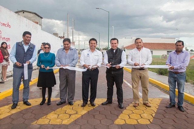 Sedatu y Ayuntamiento inauguran obras en San Andrés Cholula