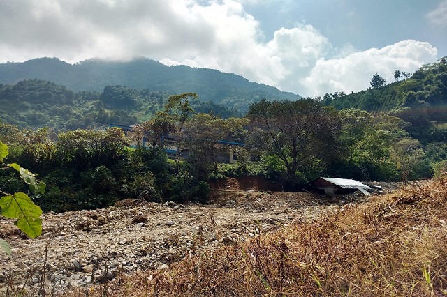 Urgen al Estado rehabilitación de caminos a escuelas de Huauchinango dañados por Earl